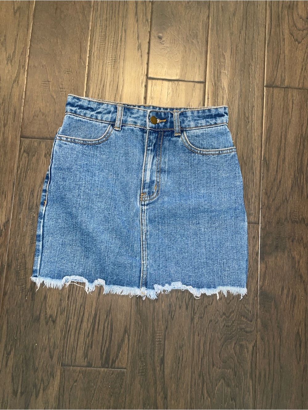 Classic Blue Denim Mini Skirt - Casual Frayed Hem